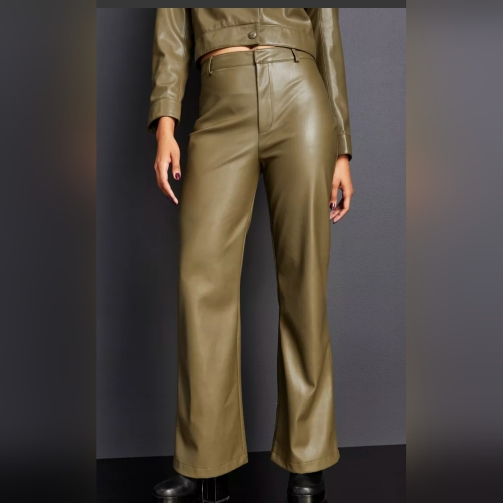 Royalty by Maluma Women's Flare Leg Faux Leather Pants Green Size 0.